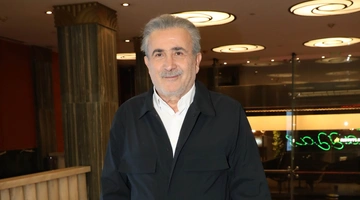 Λάκης Λαζόπουλος